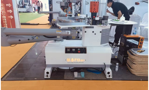 Éxito de la exposición y aumento posterior a la exhibición en órdenes: F13-3Pro y 470X